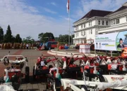 Pemkab Kuningan Terima 337 Alsintan dari Kementan, Produksi Beras Surplus Hampir 120 Ribu Ton