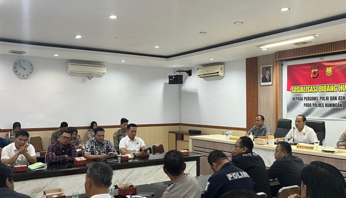 Sosialisasi KUHP dan KUHAP Baru di Polres Kuningan