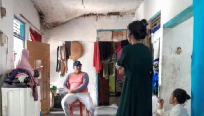 Tanggul Irigasi Jebol, Dua Rumah Warga Desa Kertawirama Terendam