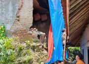 Rumah Warga Terancam Longsor, di Desa Kertawirama