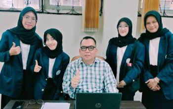 Prof. Dr. H. Mahi M. Hikmat, M.Si., : “Saba Desa” LPPL Kuningan FM Pendekatan Komunikasi Pembangunan yang Humanis dan Partisipatif