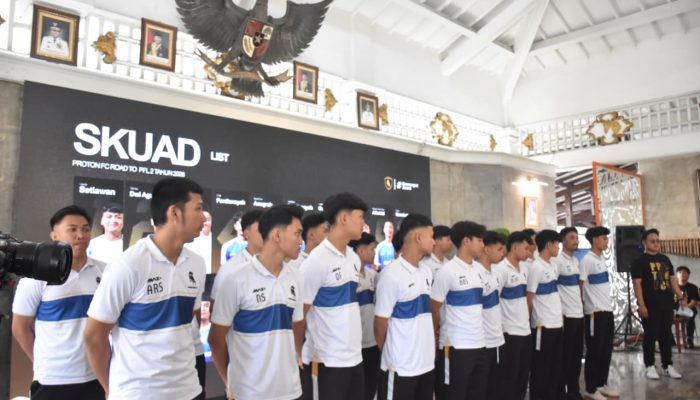 Proton FC Siap Berlaga di Pro Futsal League 2, Dilepas Bupati Dian Yanuar 