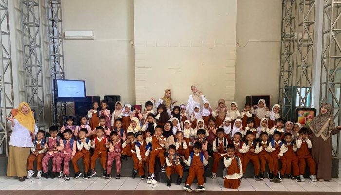 Mengenal Media Ramah Anak, TK Ashofa Kunjungi LPPL Kuningan