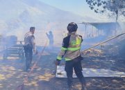 Kerugian Capai Rp117 Juta, Angin Kencang Hambat Pemadaman Api di Lokasi Kebakaran Pabrik Pengolahan Kayu