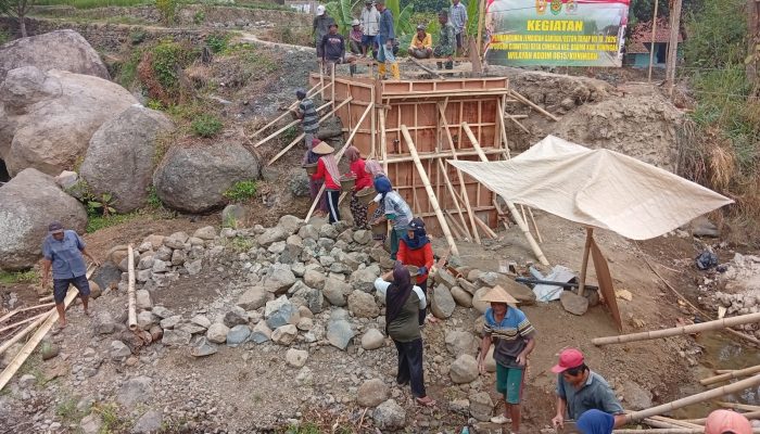 Jembatan Garuda Dibangun di Dusun Ciawitali Desa Cimenga, Gantikan Jembatan yang Hampir Roboh